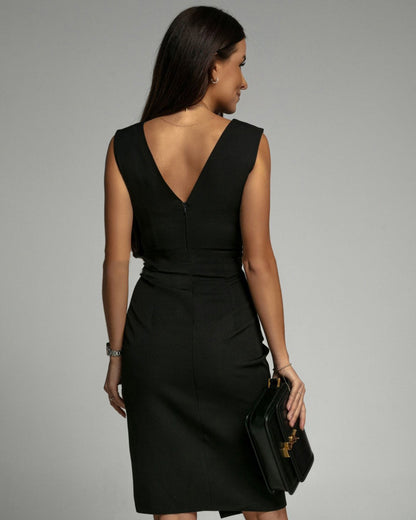 BRENDA | FITTED V-NECK DRESS