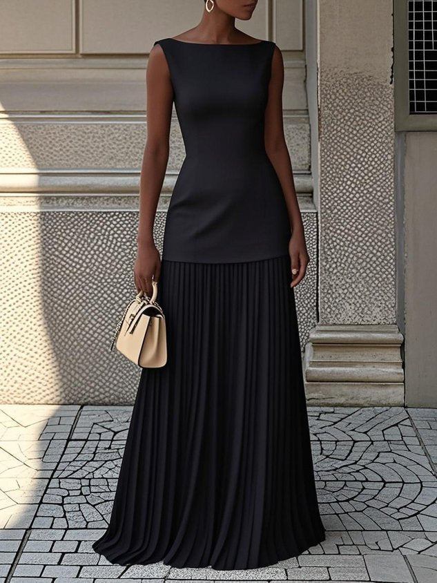 KLARA | ELEGANT PLEATED MAXI DRESS
