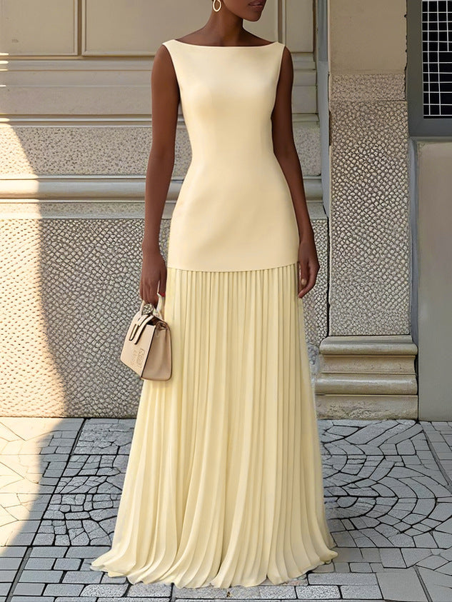 KLARA | ELEGANT PLEATED MAXI DRESS