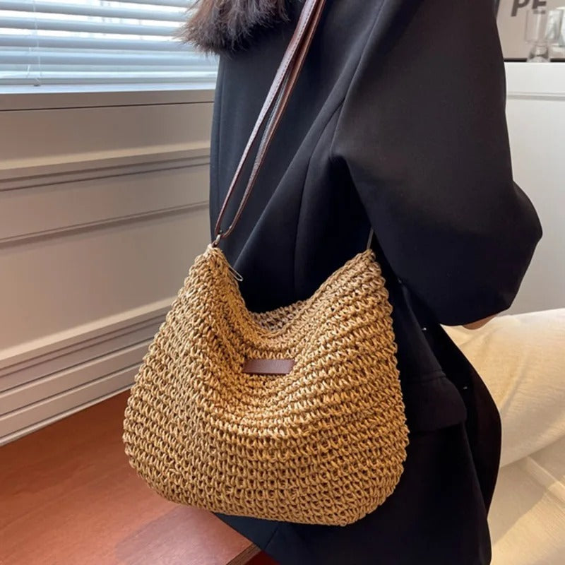 ISABELLE | LIGHTWEIGHT HANDBAG